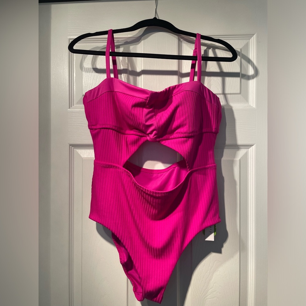 Sanctuary Magenta Swimsuit Size XL NWT